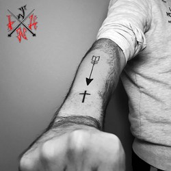 arrow-cross-tattoo.jpg
